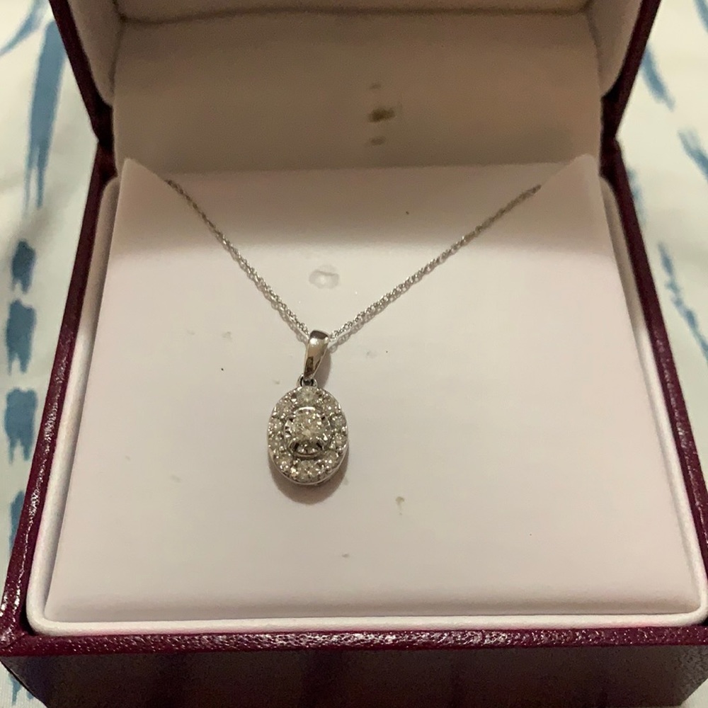 Diamond necklace.